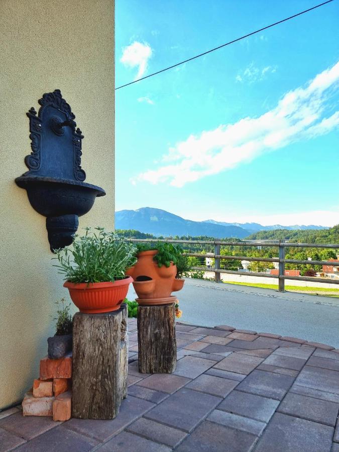 Gartnar Home -Hiska S Pridihom Domacnosti In Pogledom Na Hribe. Radovljica Exterior foto